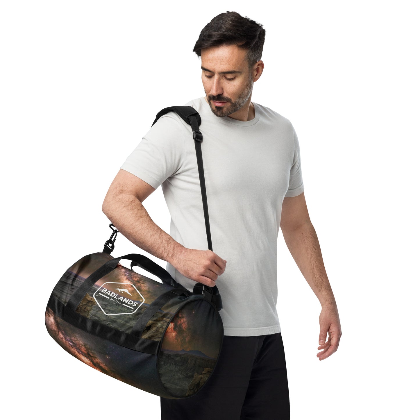 Badlands Medium Duffle Bag in desert nebula