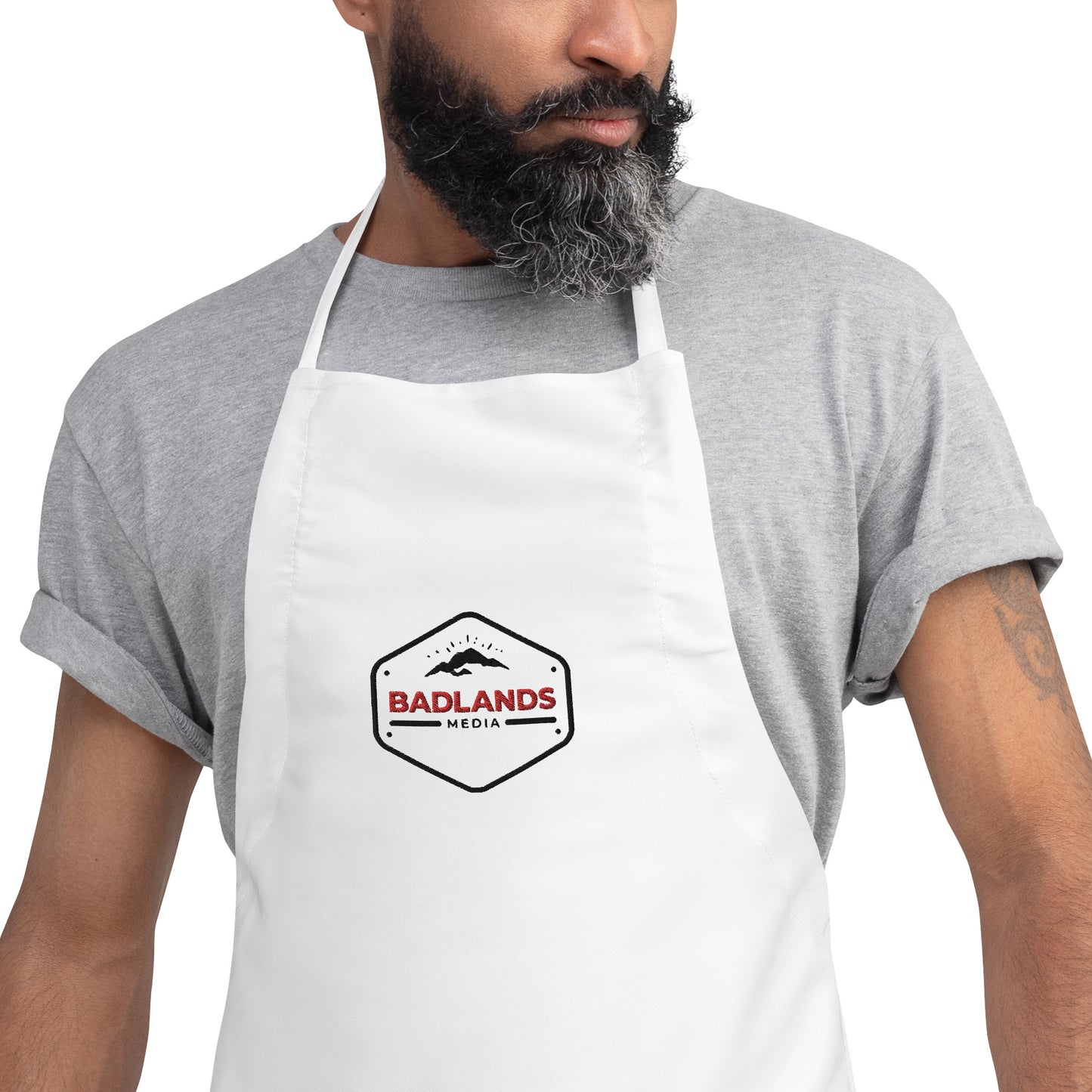 Badlands Embroidered Apron in white